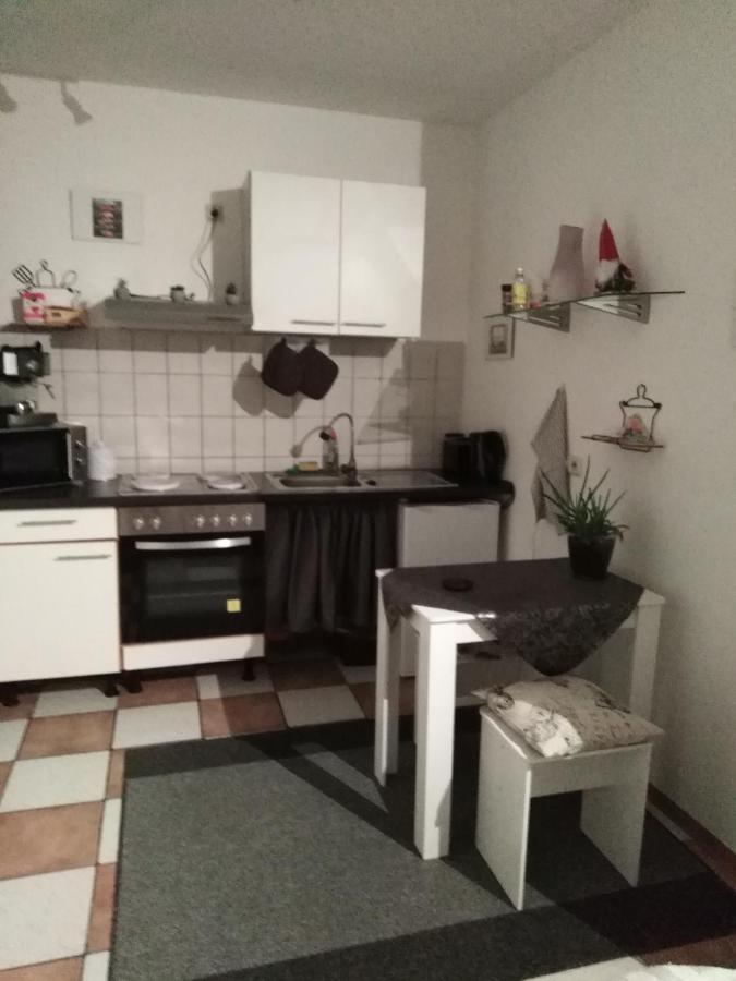 Studiowohnung, Neu Renoviert, Zentrale Lage Saarlouis Ngoại thất bức ảnh